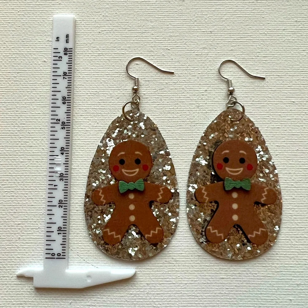 Christmas Gingerbread with green tie silver glitter earrings - Picture 4 of 6